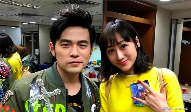 夫5年剖4胎如今她的下场怪不了别人瓦力棋牌游戏生孩子上瘾？蒋丽莎为丈(图9)